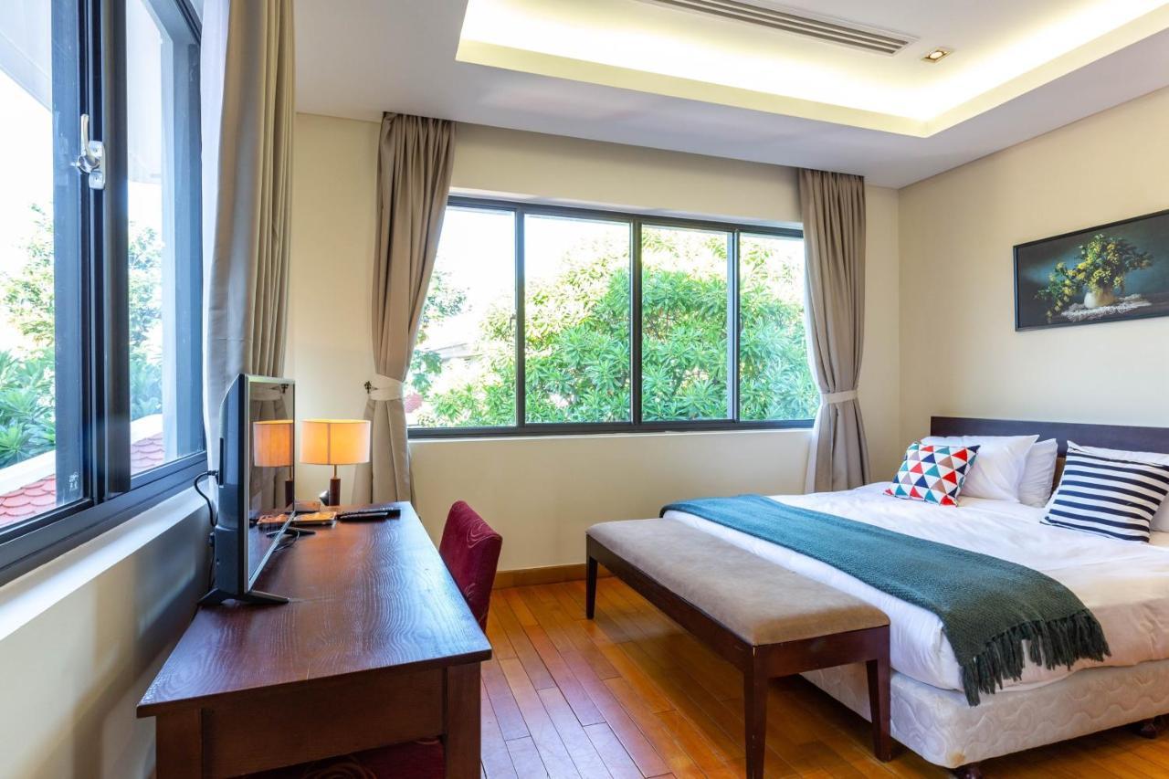 Deluxe Ocean Along The 5* Da Nang